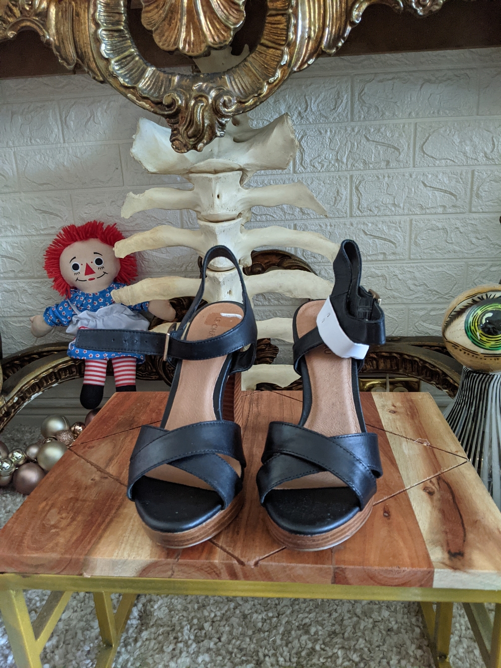 Le Chateau Black Leather Strappy Wood Heel Sandals